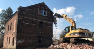 Демонтаж кирпичного дома Краснотурьинск, цена от 2898 руб.