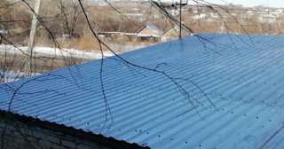 Демонтаж поликарбоната с крыши в Краснотурьинске - услуги по доступной цене от 611 рублей